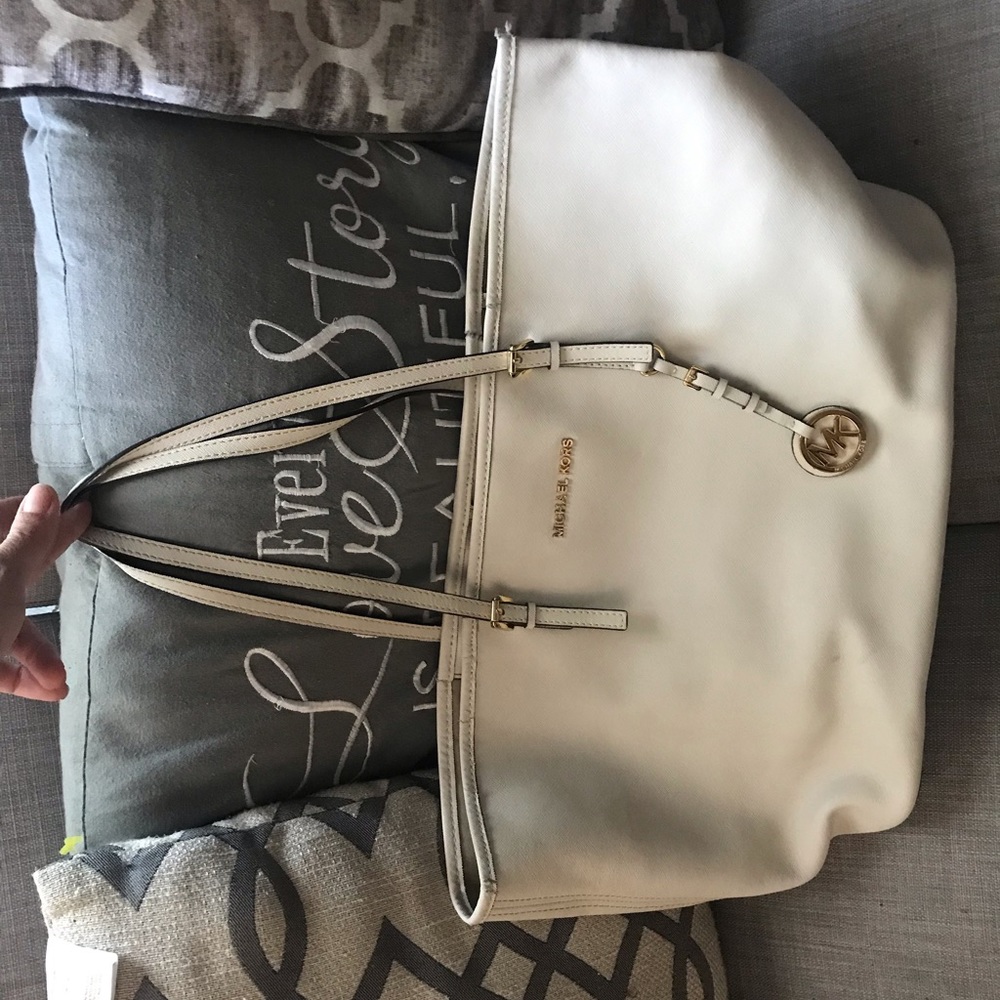 Michael kors tote